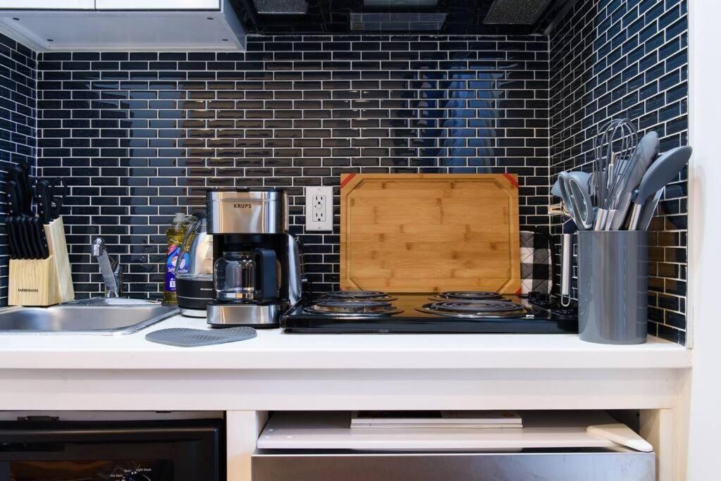 Appartement 69-4b Modern Lower East Side 1br Prime Location *