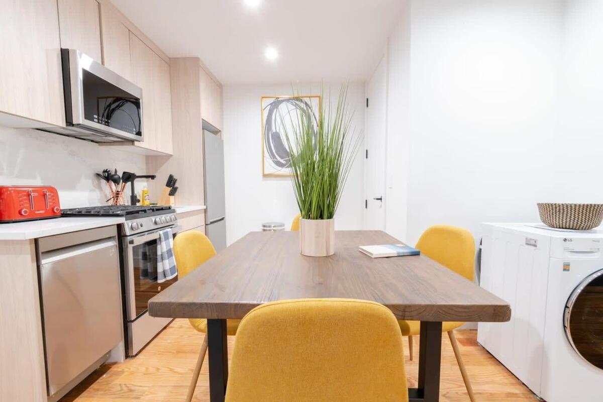 Apartment 323-1 Specious 2br Williamsburg