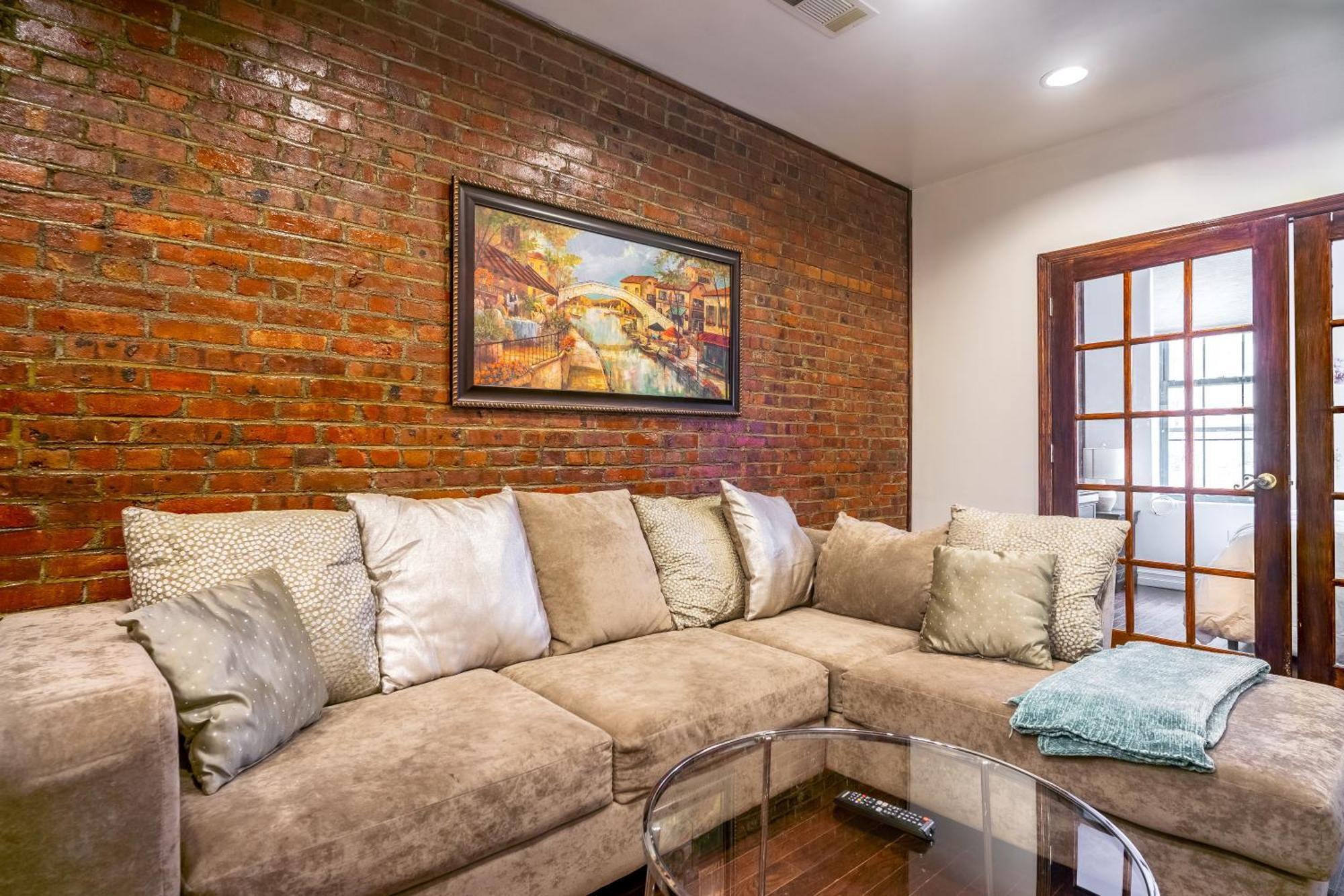 Apartment The Nest- 1 Bedroom 1 Bath Convenient And Cozy *