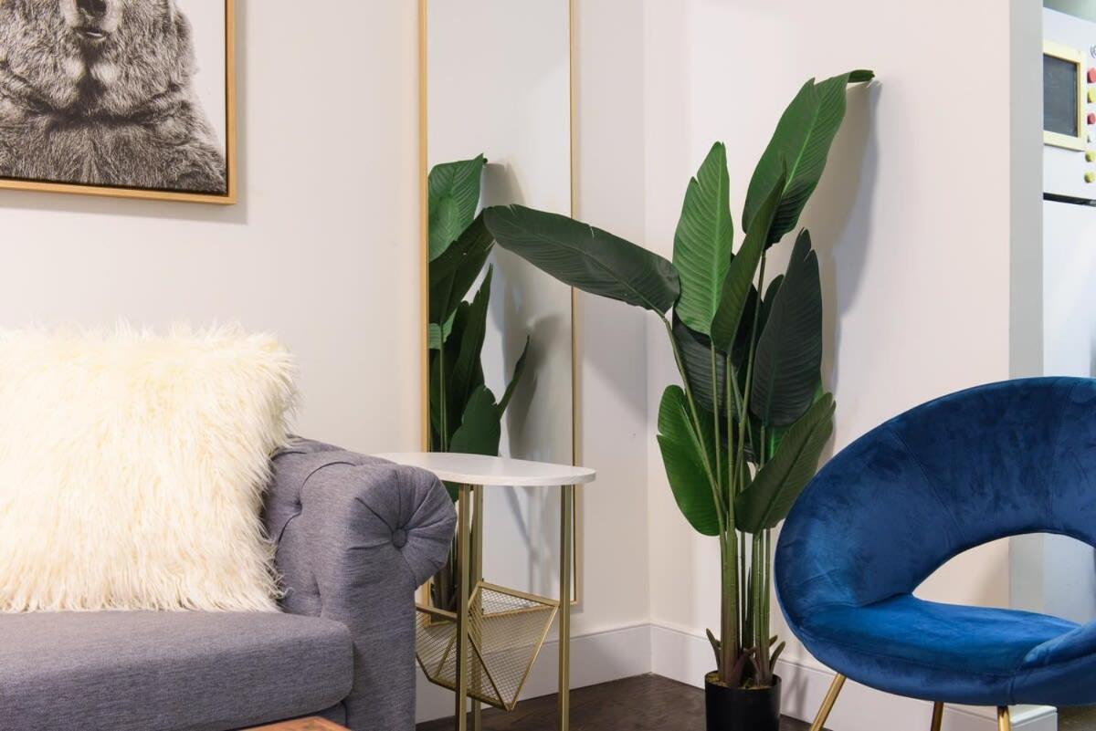 Appartement 39-3 Newly Renovated 3 Bedroom Prime Midtown Sleeps 6 New York