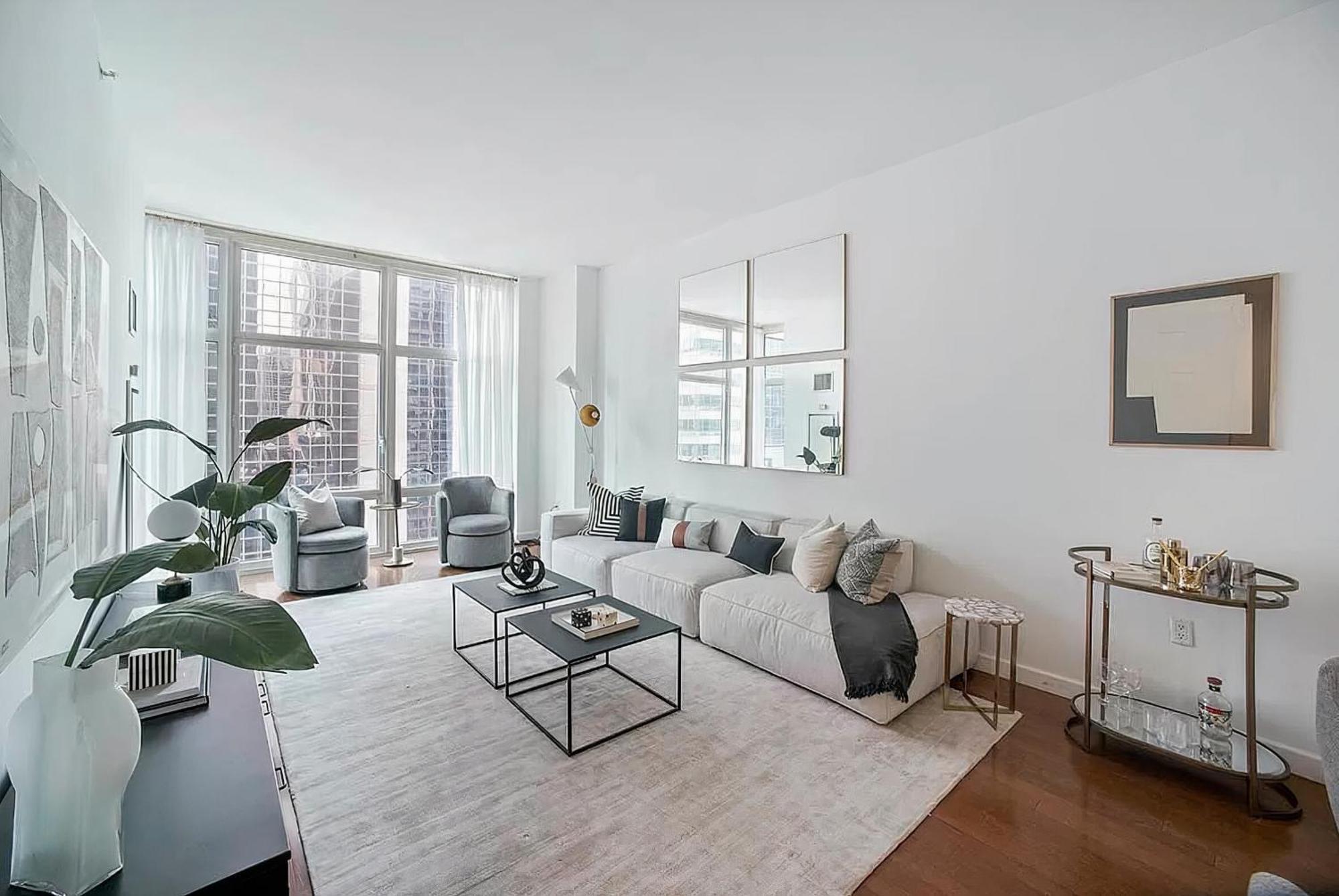 Apartment Luxurious In Times Square Nyc - 30-day Min