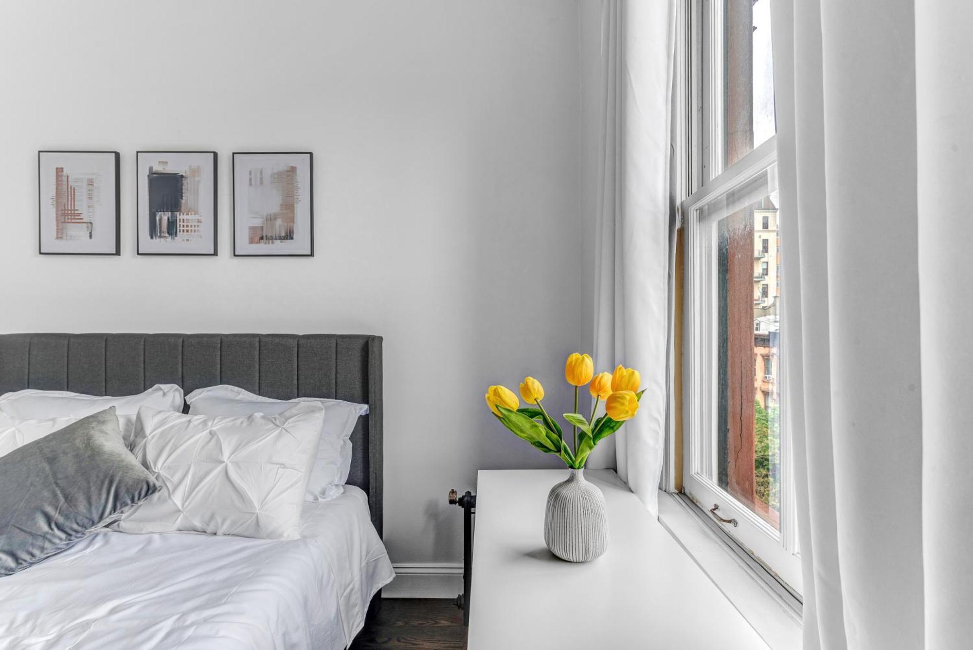 2bd Stylish Brooklyn Heights - Steps Waterfront New York