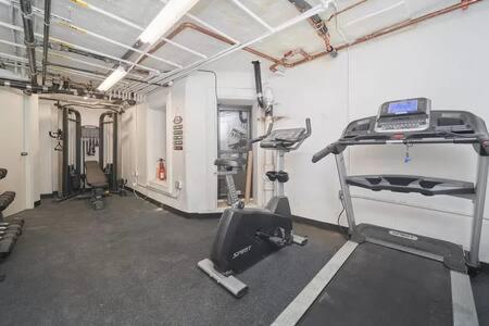 Appartement 91-2a Stylish 3br 2bth With W D *