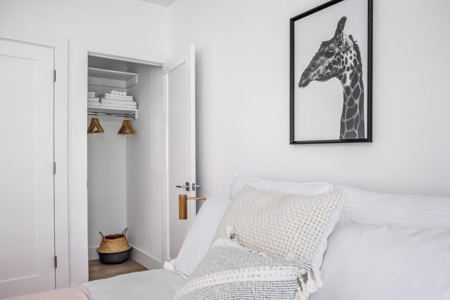 Apartment Upper W Side 1br W Doorman Nr Park Nyc-288 *