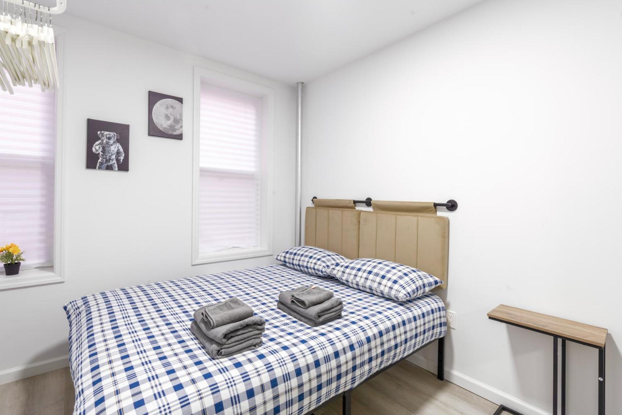 Peaceful In Lower Manhattan Apartment