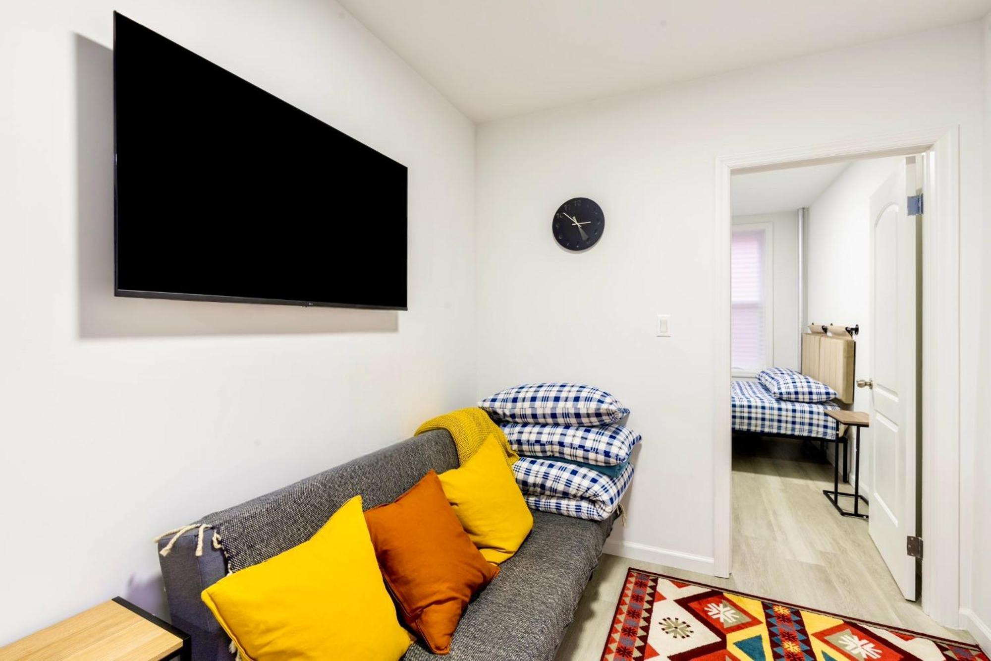 Peaceful In Lower Manhattan Apartment New York