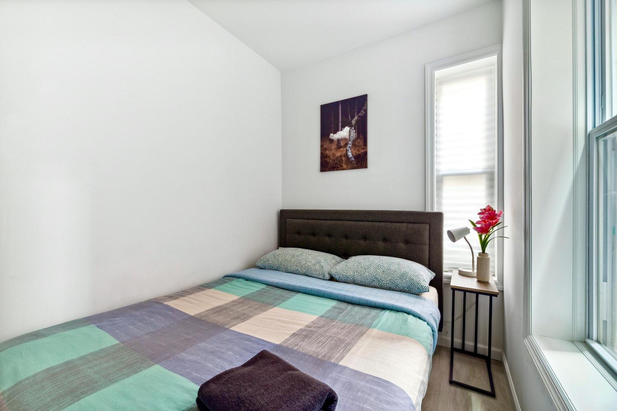 Peaceful In Lower Manhattan Apartment *