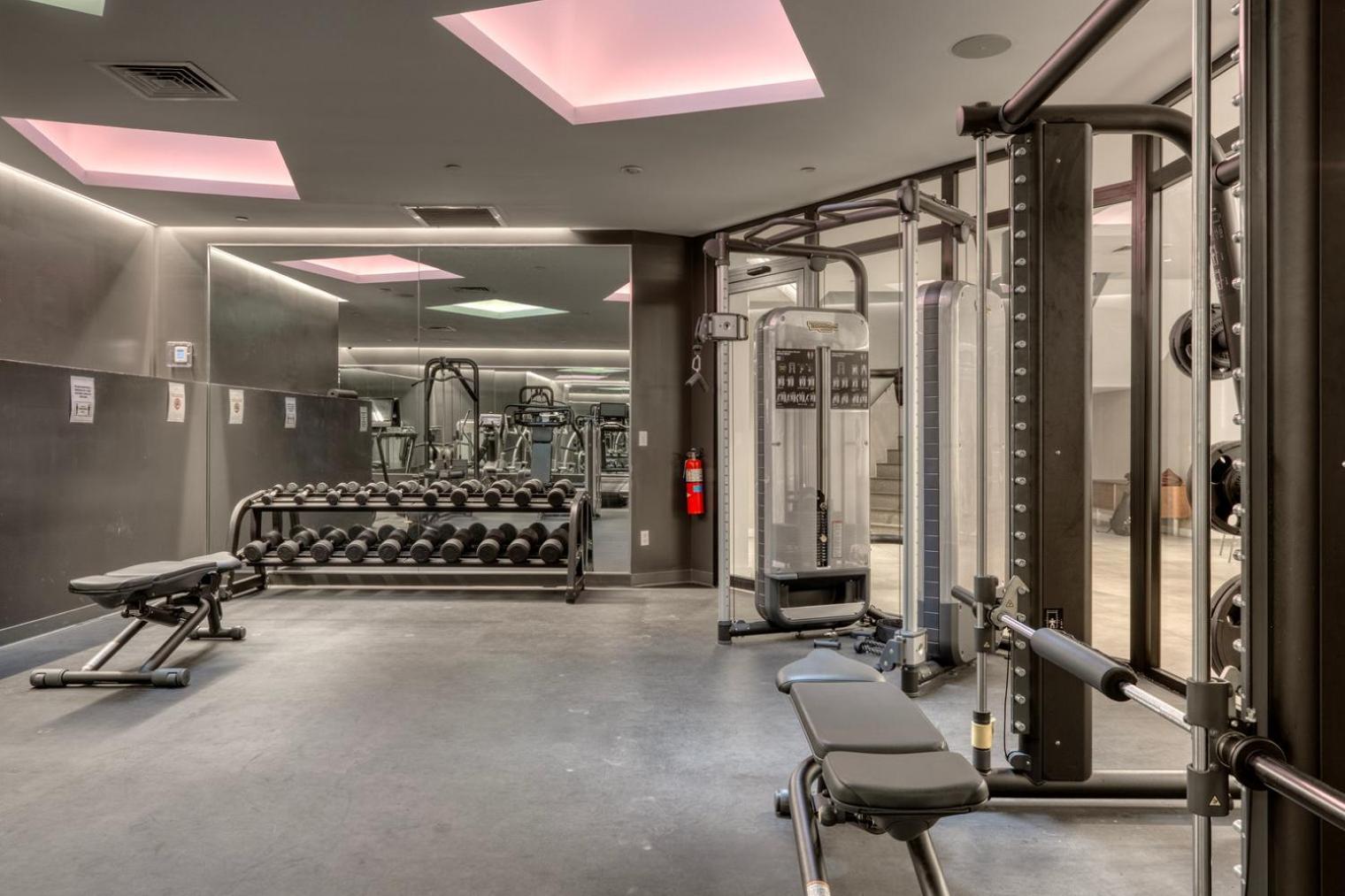 Les 2br W Doorman Gym Outdoor Space Elevator Nyc-1265 New York