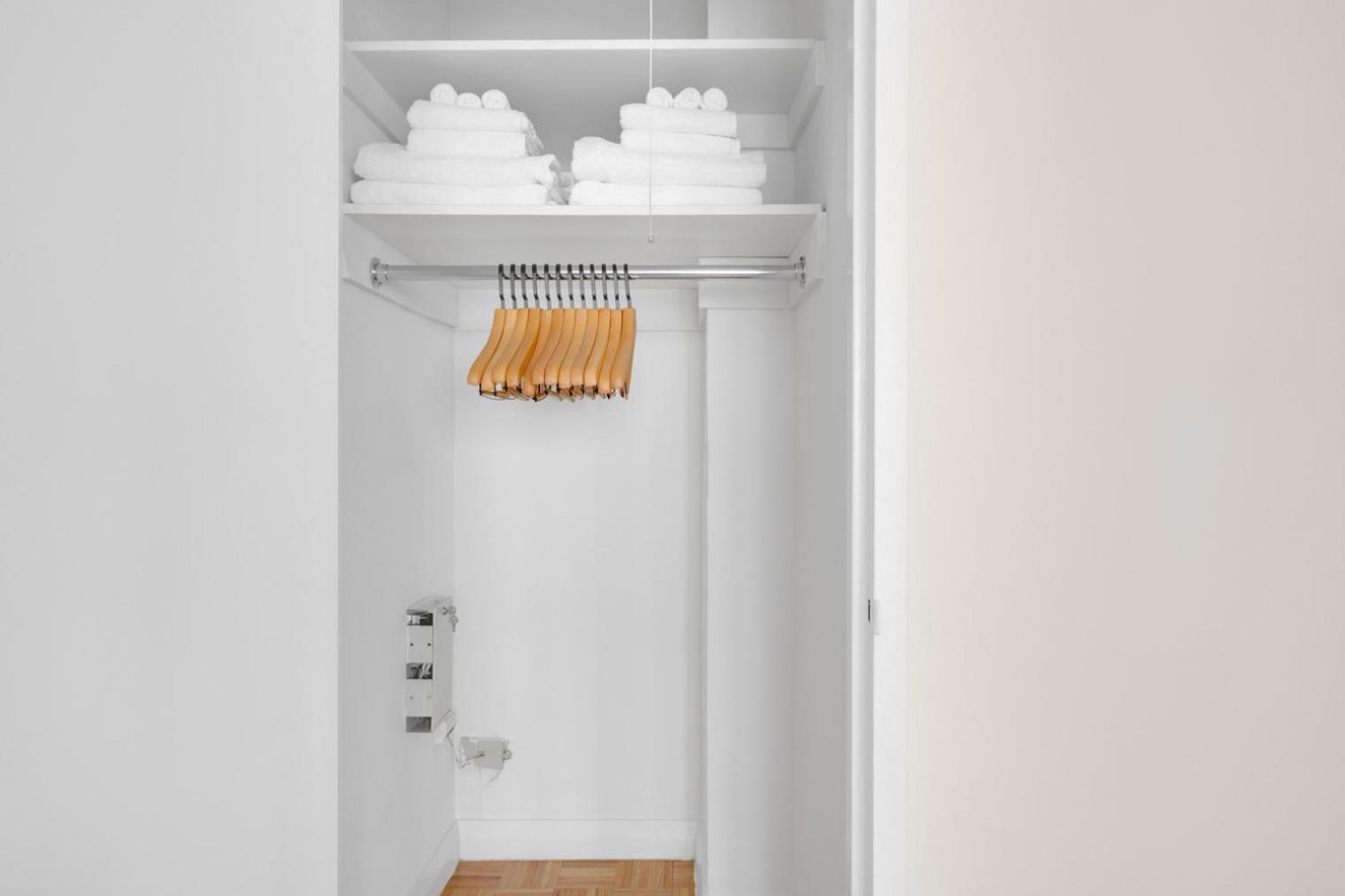 Midtown 1br W Gym Doorman Nr Grand Nyc-748 New York