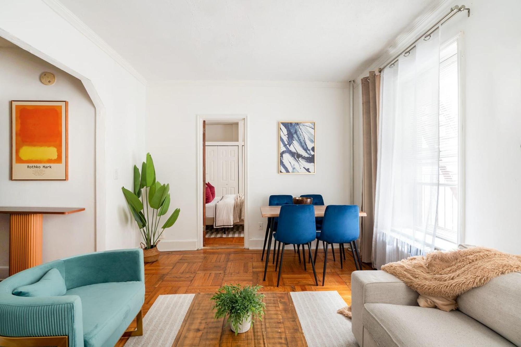 61-2c Prime Ues 2br Newly Furnished Value