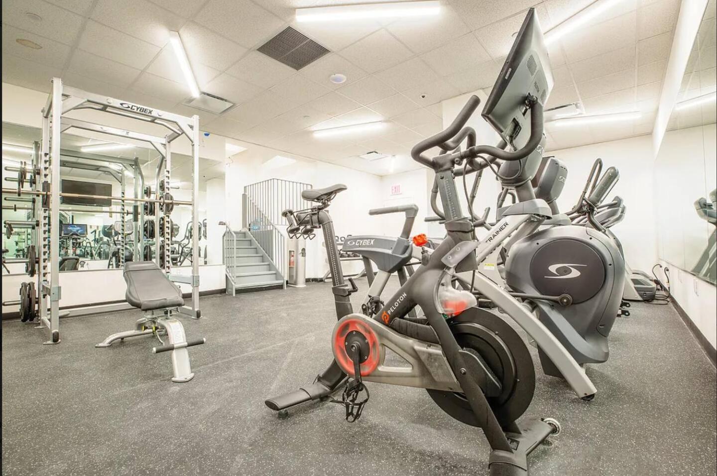 Spacious Luxury 2bd Downtown Gym W/d Doorman * New York