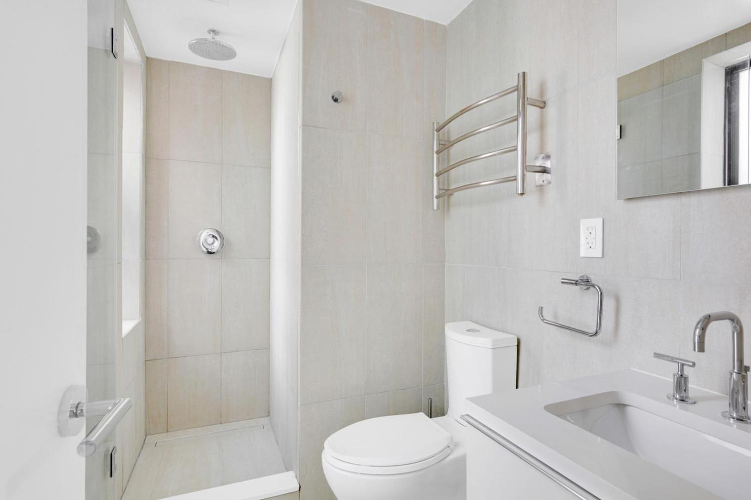 Little Italy 1br W Wd Nr Soho Nyc-756 New York