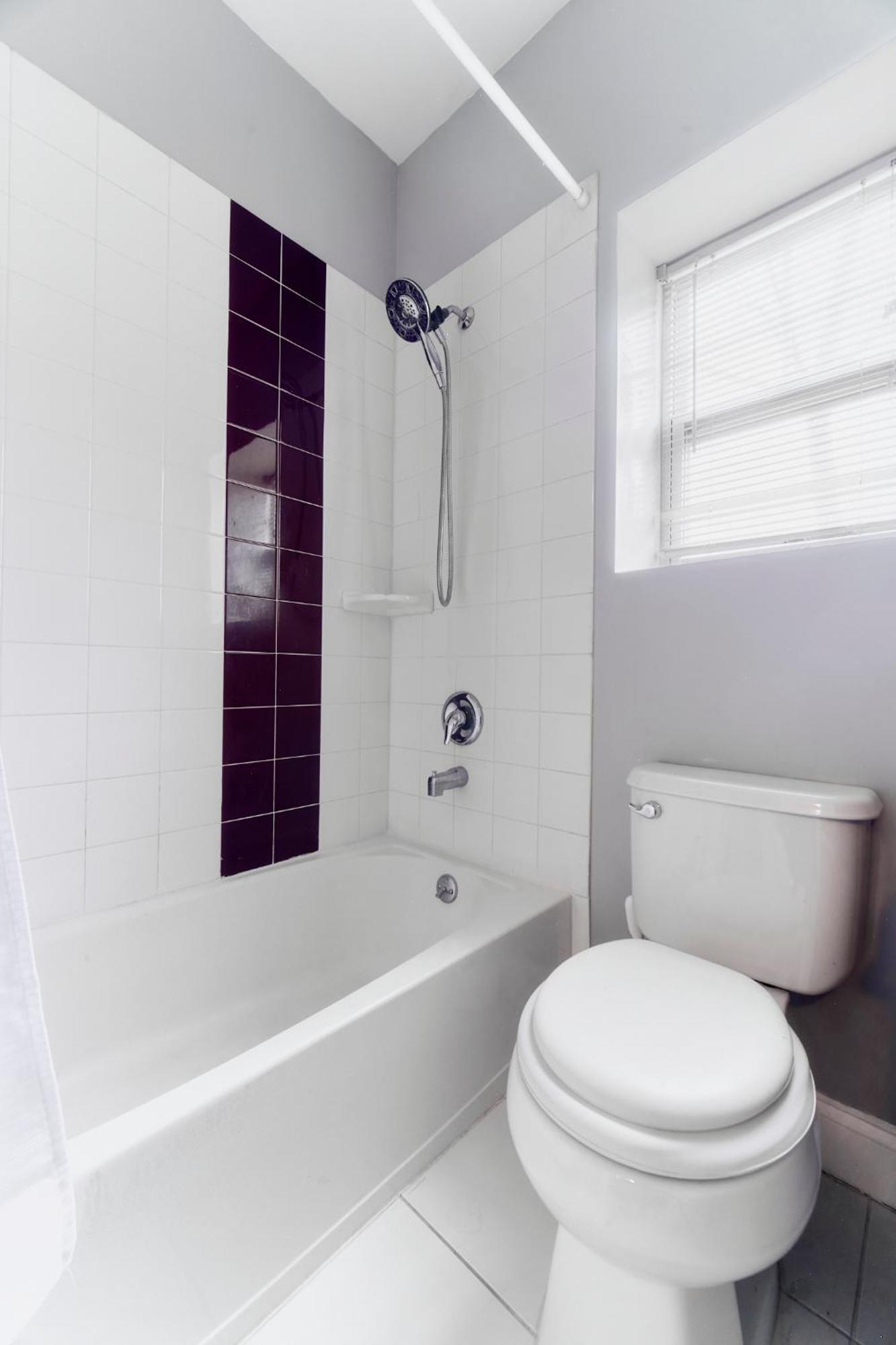 Hotel Waterfront Gem Duplex 3 Bedroom 2floor In Whitestone Bronx Free Parking *