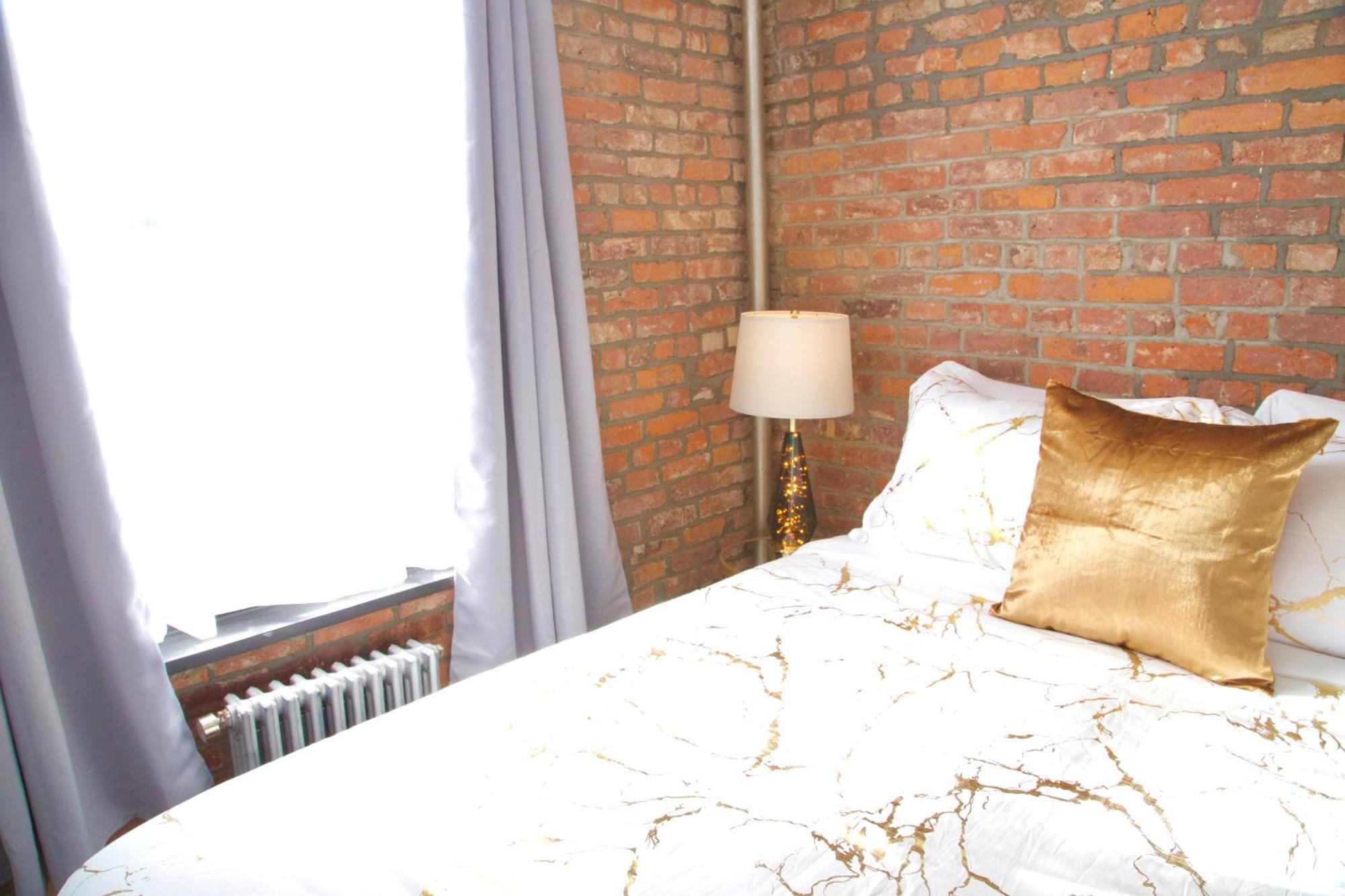 Style Near Park Apartment