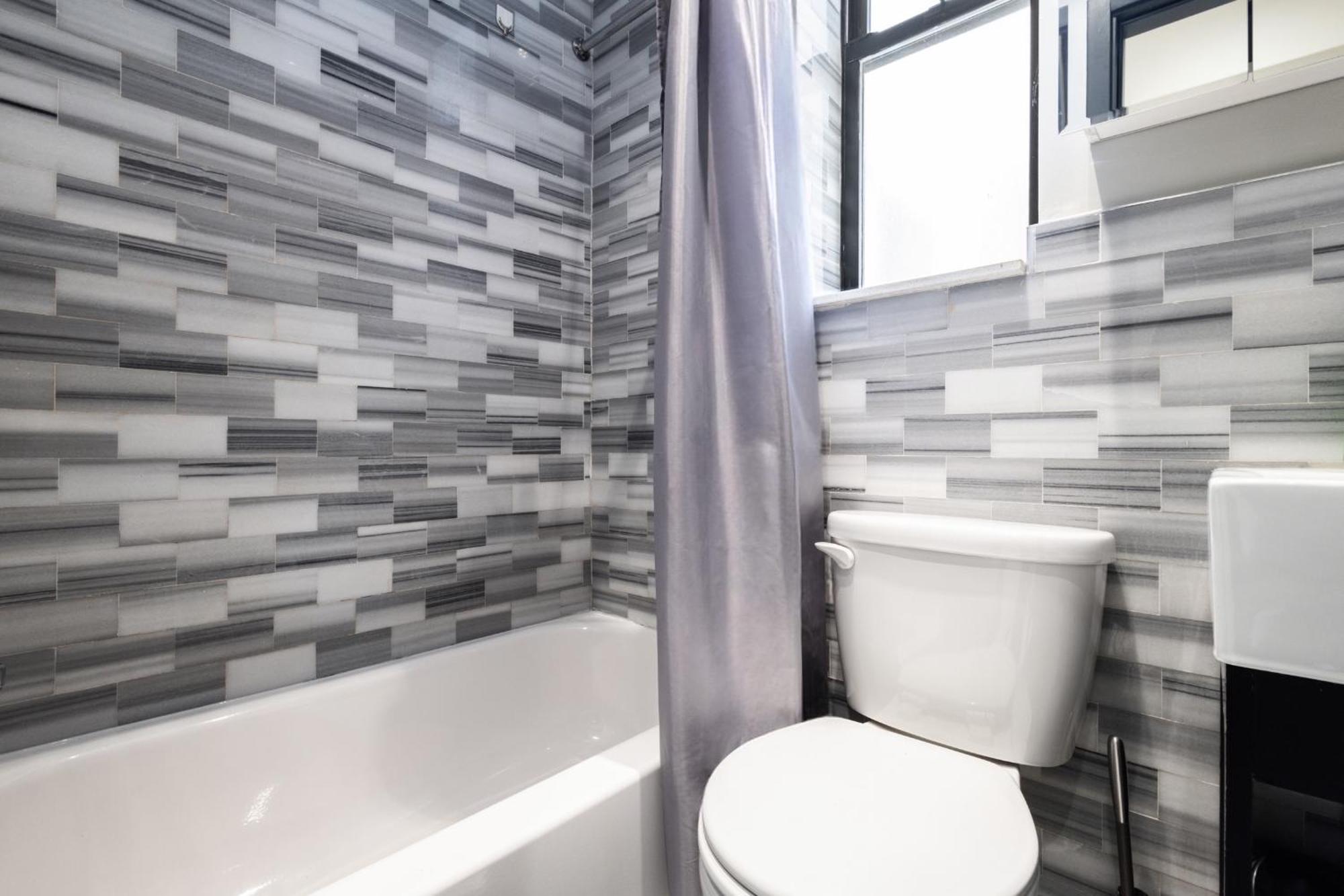 Gorgeous 4bd Apt In The Heart Of Nyc Appartement