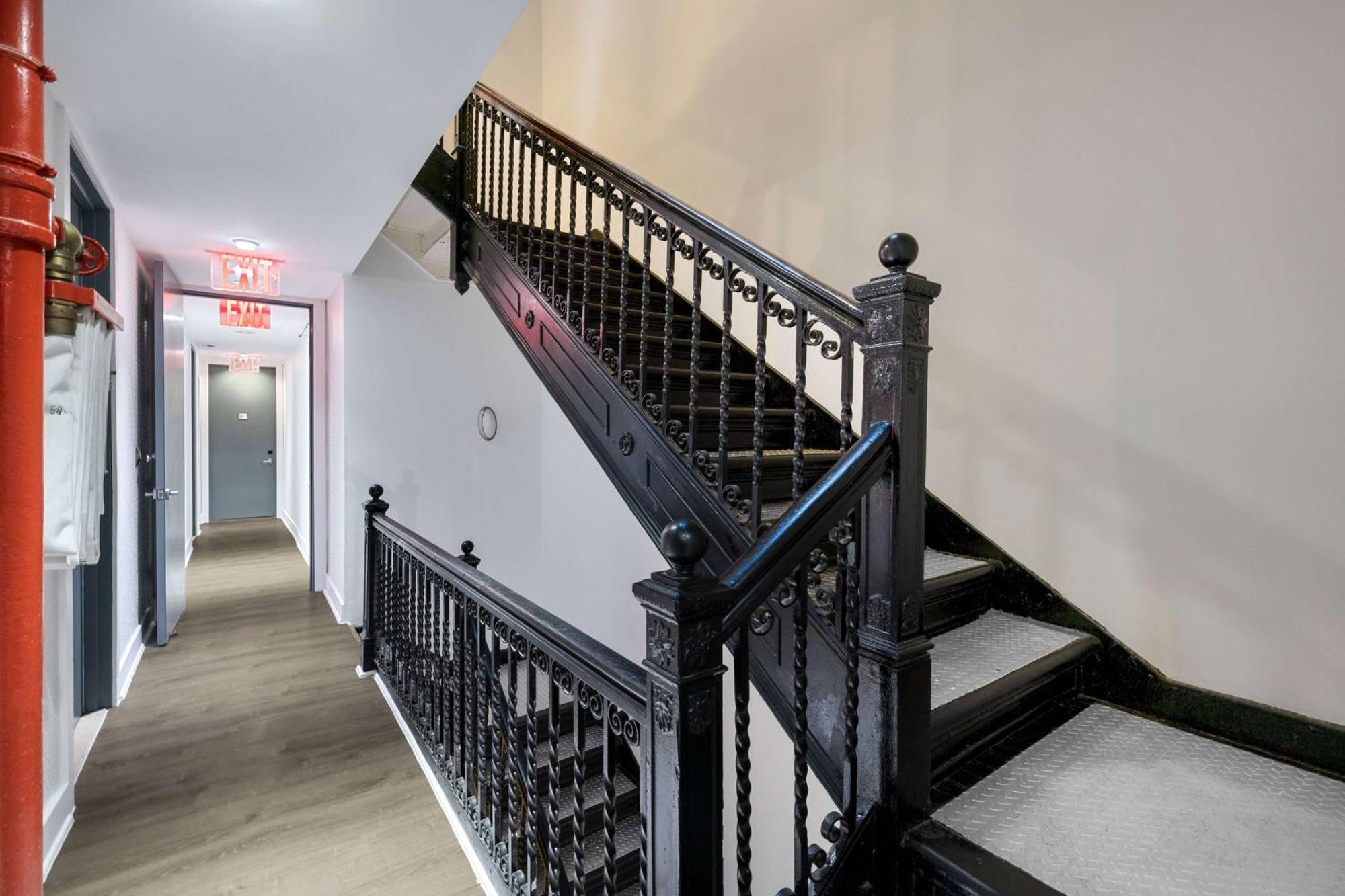 27 By Luxurban New York