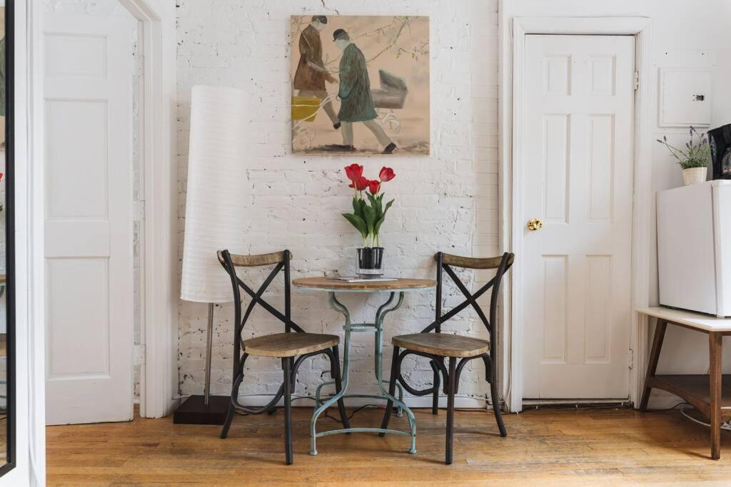 East Village Townhouse * New York