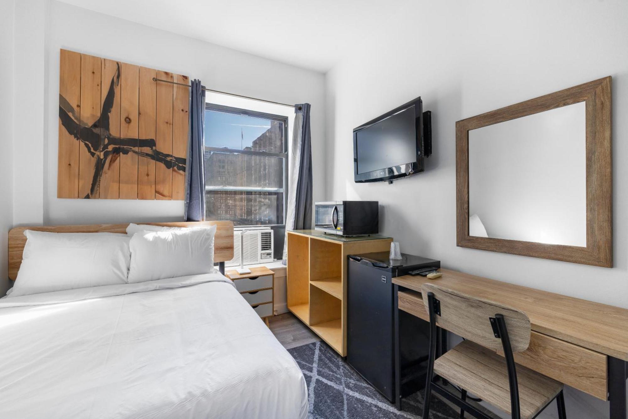 27 By Luxurban New York