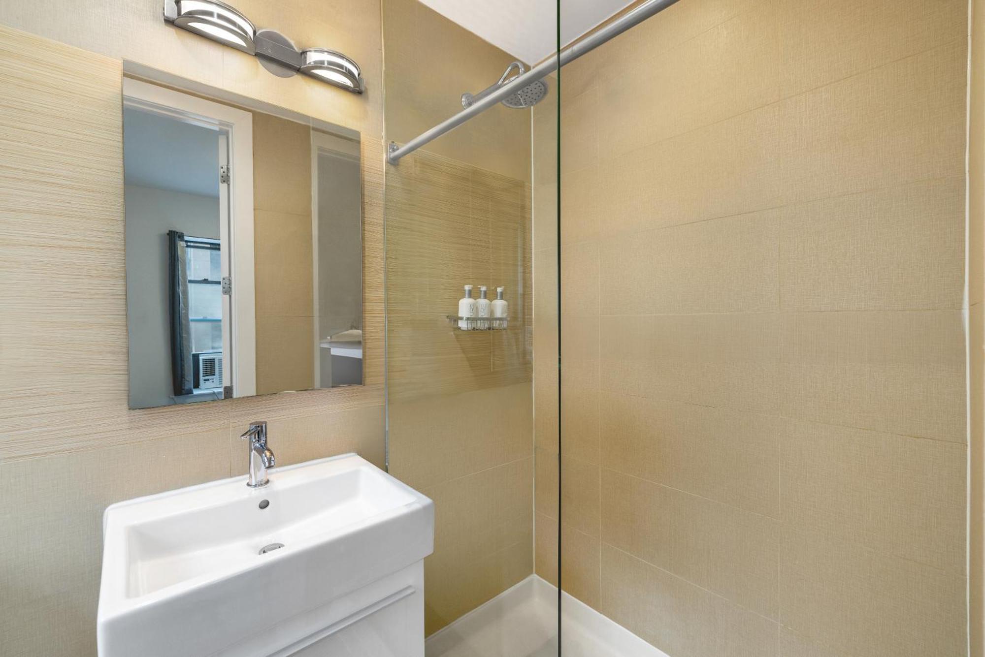 27 By Luxurban New York