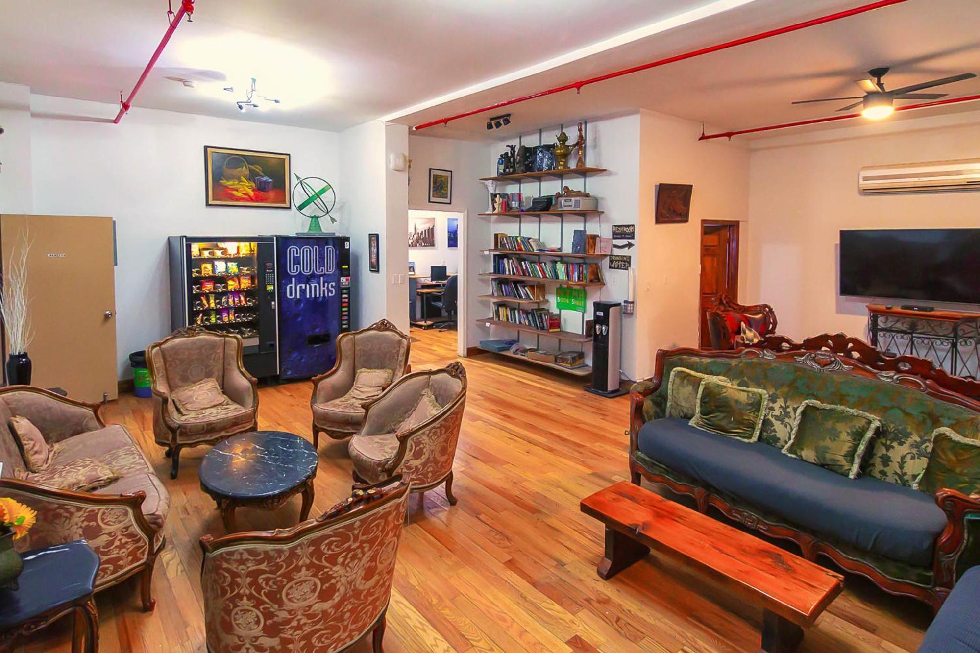 Auberge de jeunesse Ny Moore