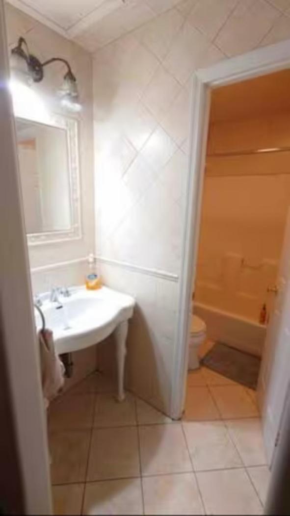 Central And Affordable Williamsburg Private Bedroom Close To Subway Séjour chez l'habitant
