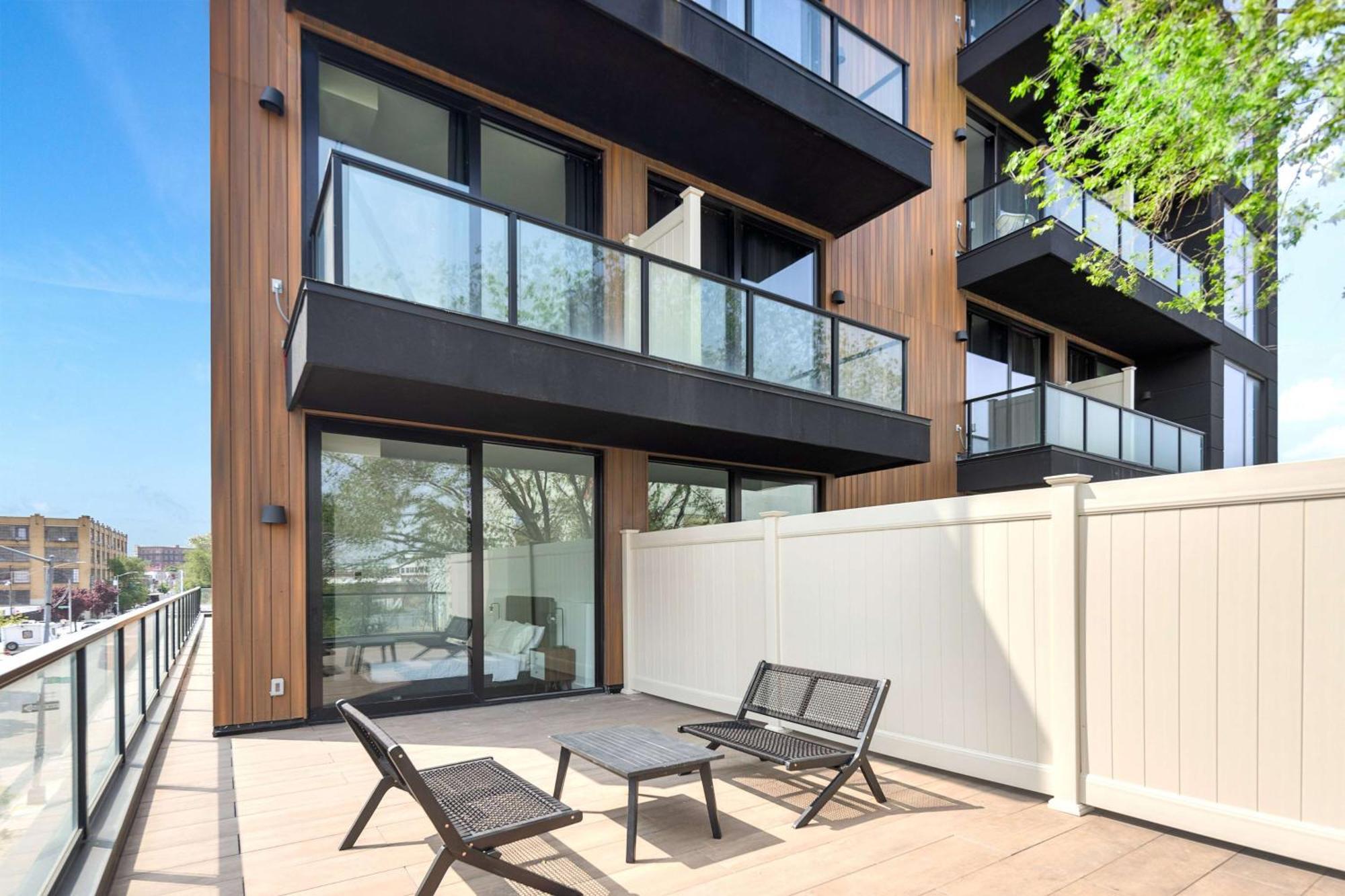 Nova Brooklyn Hotel 3*