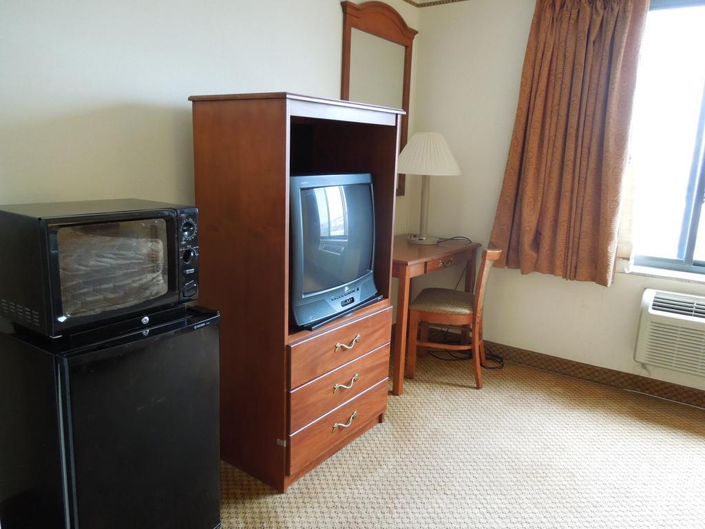 Red Carpet Brooklyn Motel New York