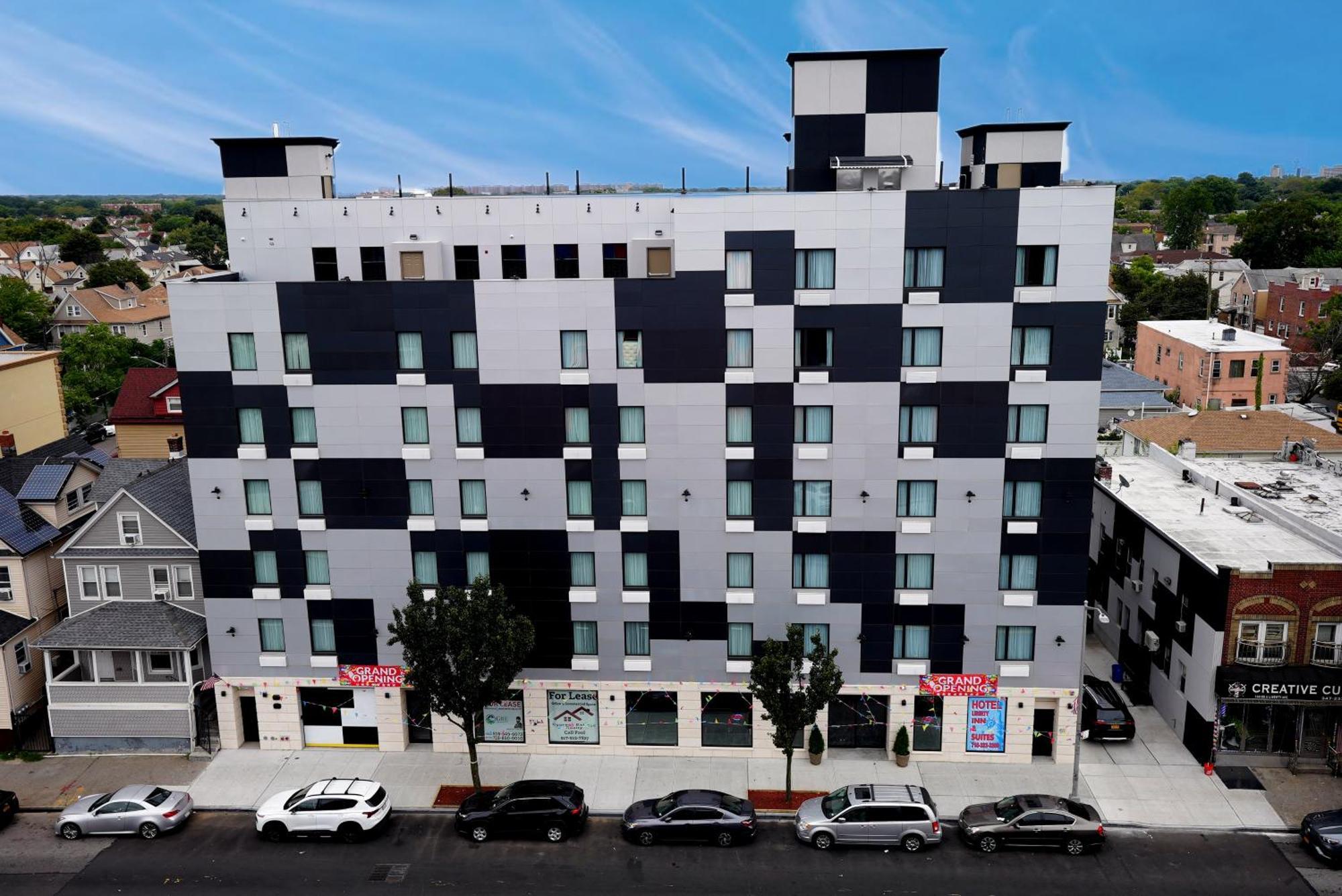 Hotel Liberty & Suites-jfk Airport- La Guardia Airport