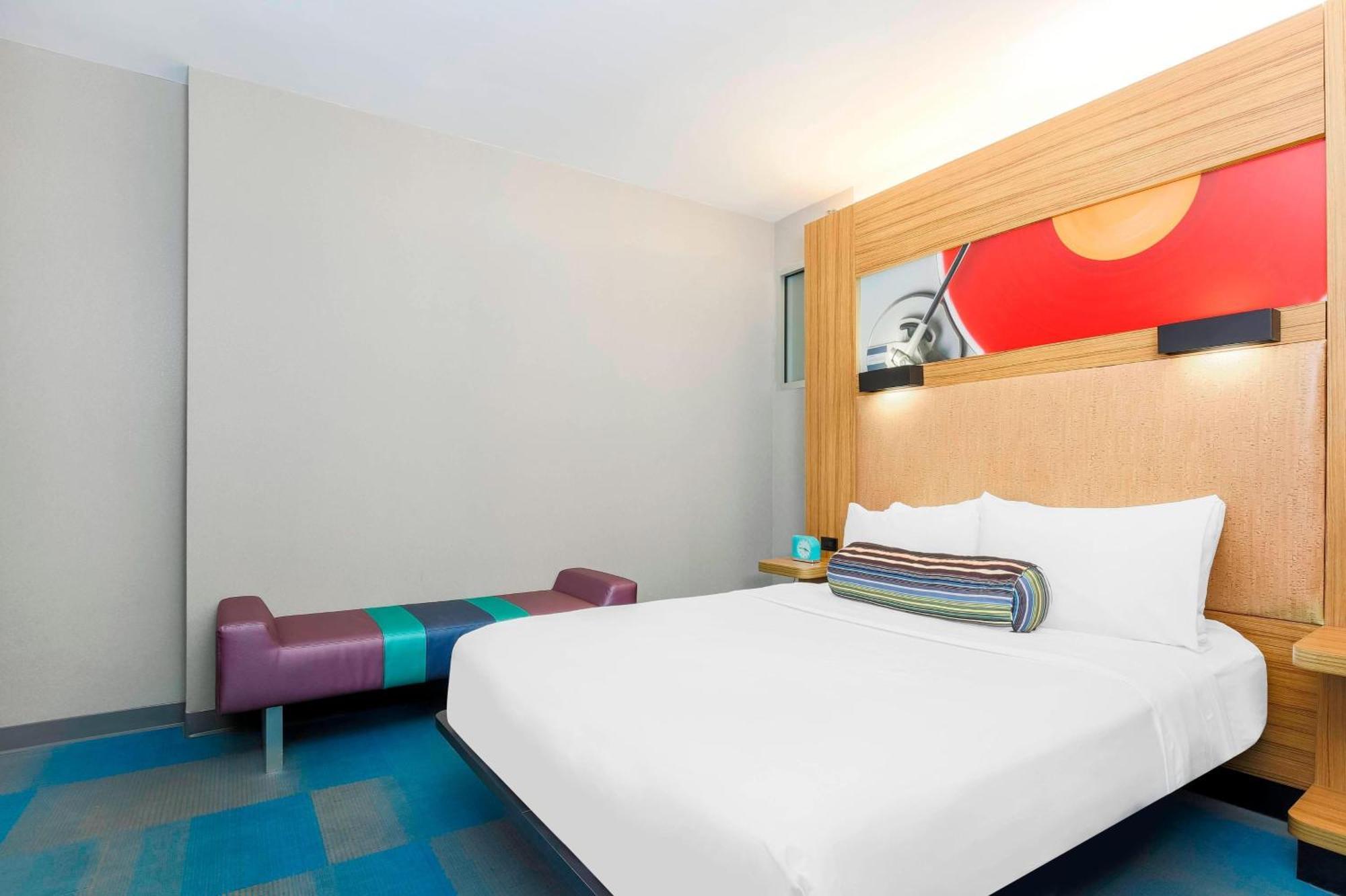 Aloft Harlem 4*