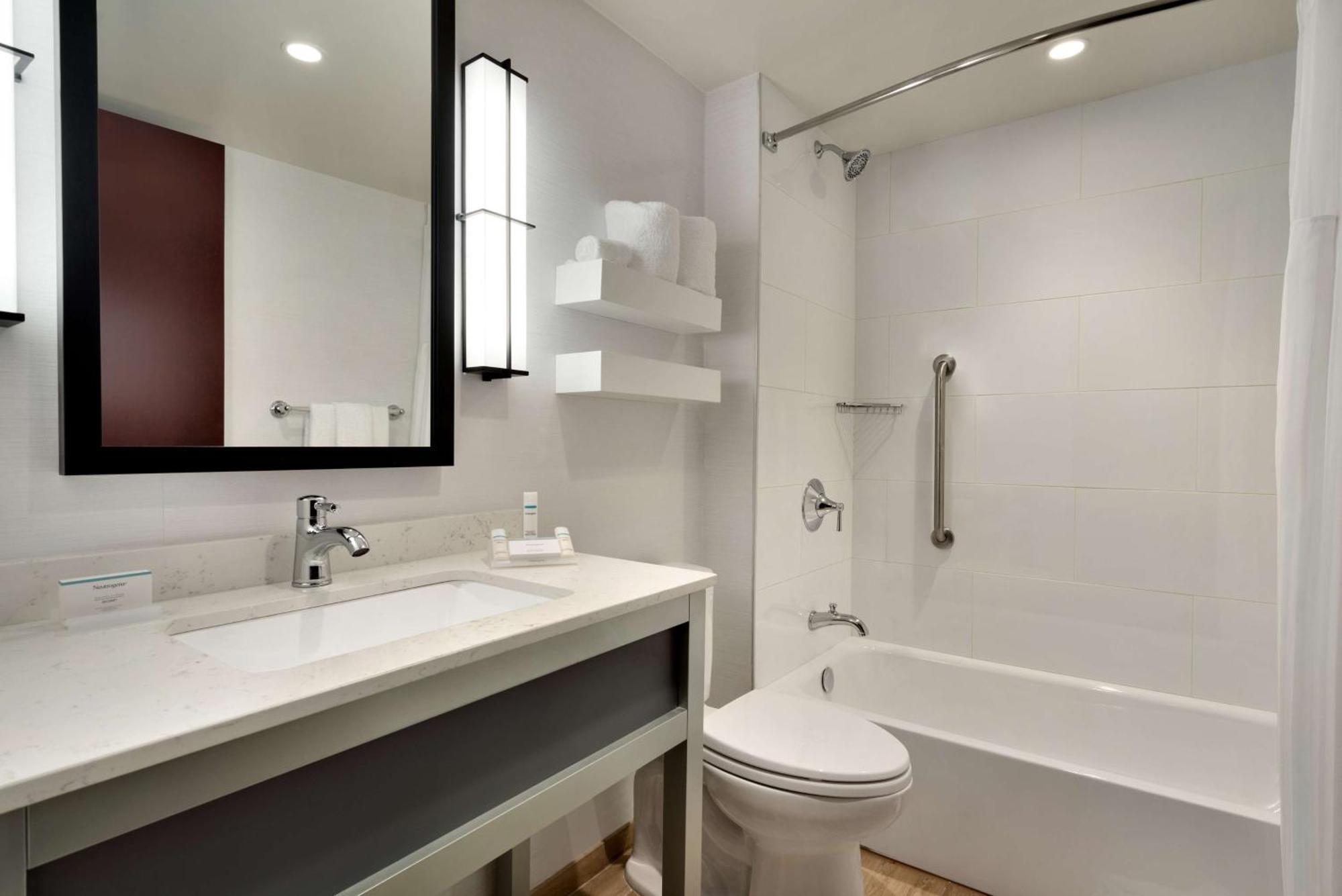 Hilton Garden Times Square South New York