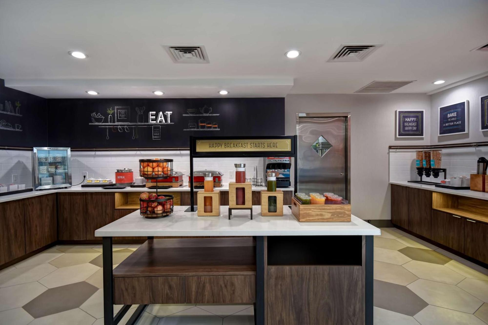 Hampton Ny-jfk Hotel 3*