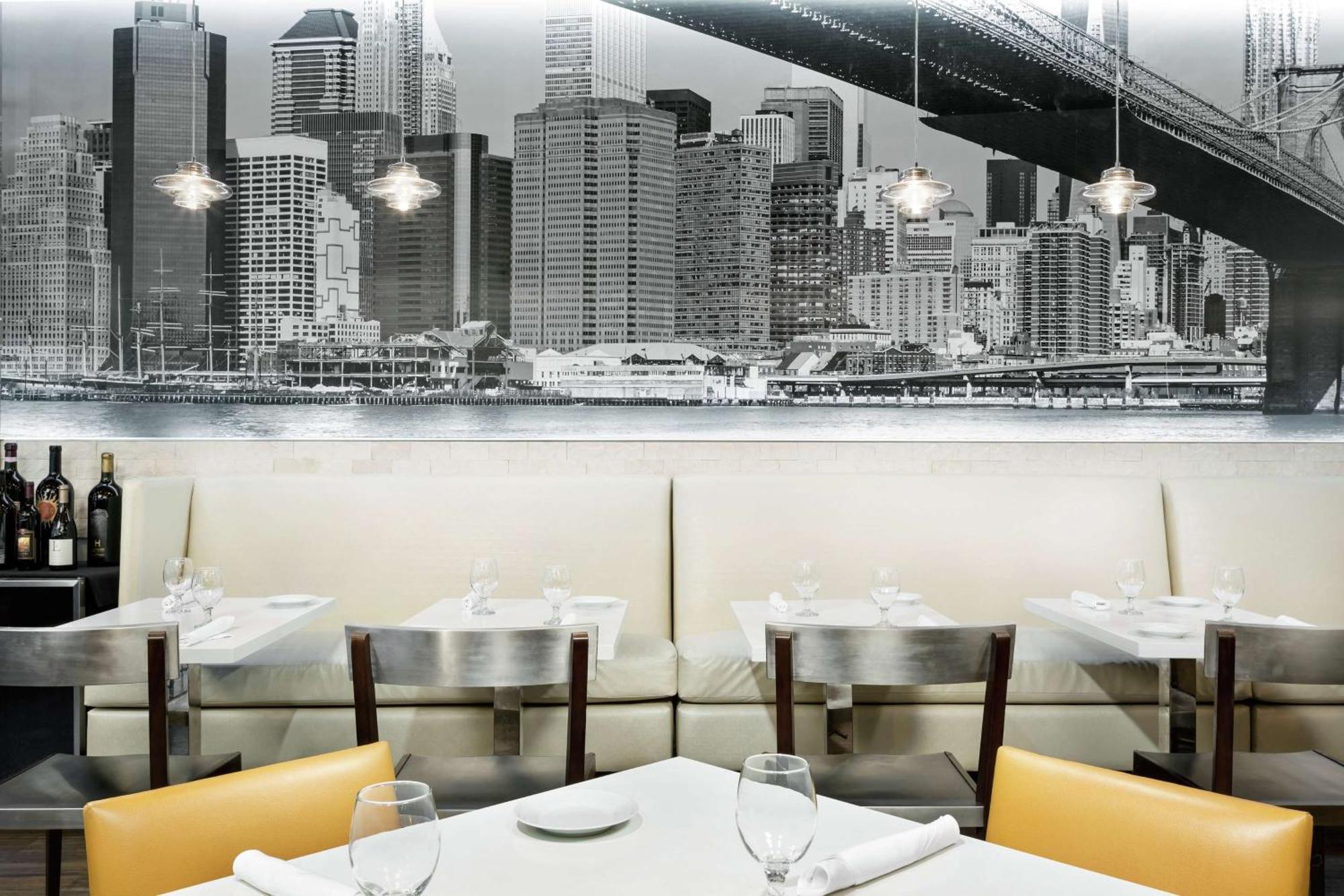 Hilton Garden New York/times Square Hotel New York