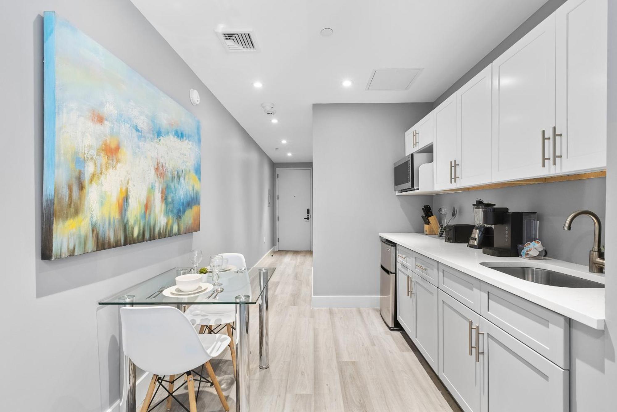 Global Luxury At The Arches New York