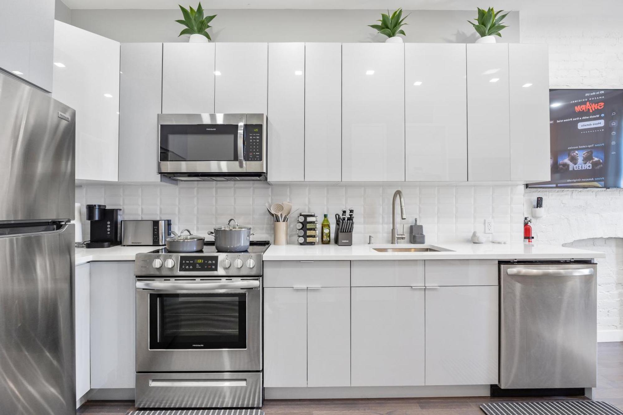 Swj544 - Spacious 5br With Chef's Kitchen New York