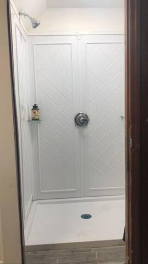 With A Private Shower Privatunterkunft