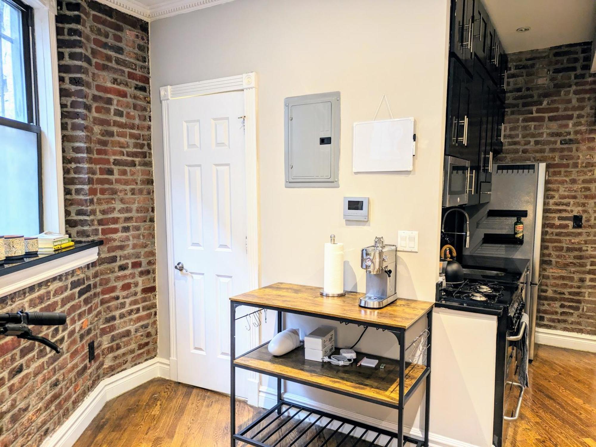 Guest house Lovely At 3 Bedroom At The Heart Of East Village