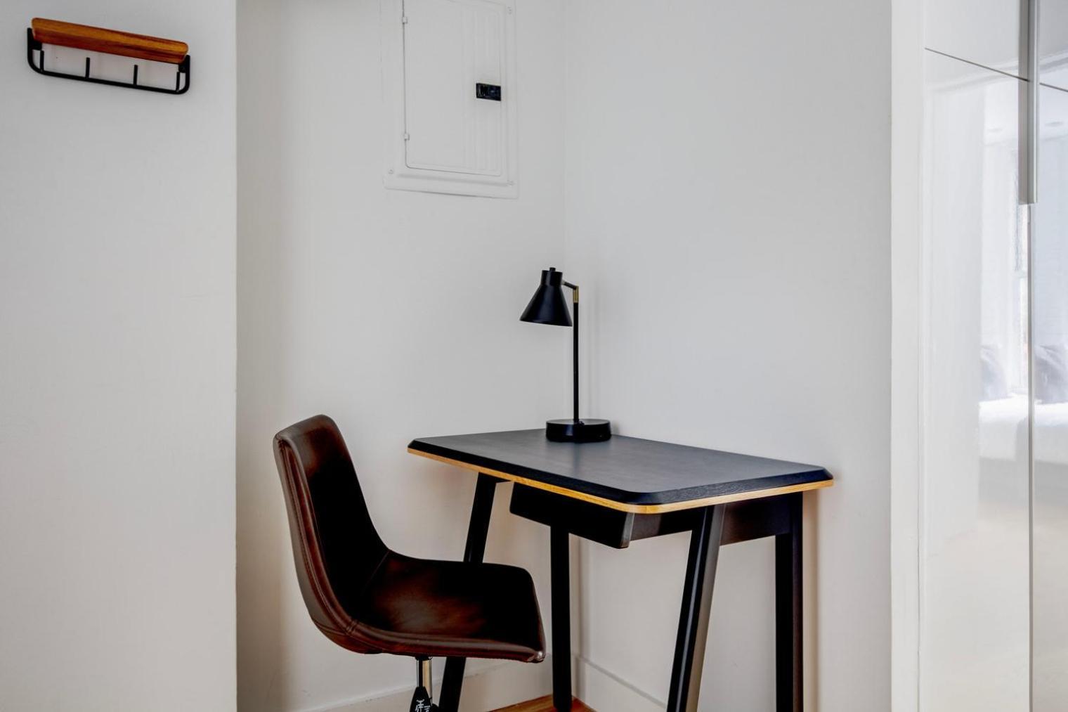 Classic Les 1br W Wd Nr Soho Nyc-646 Apartment