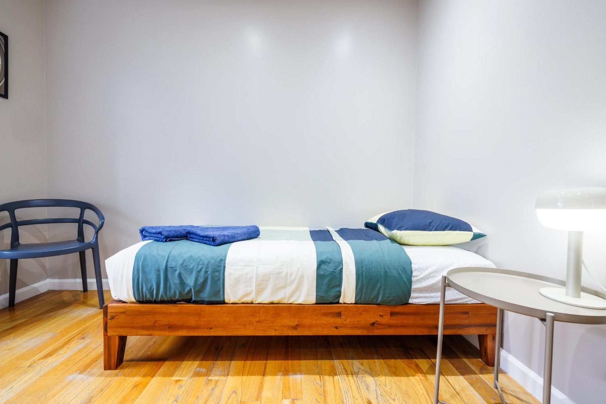 Uws Apartments For Group And Families *
