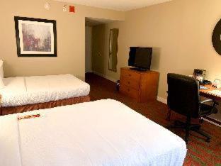 Doubletree By Hilton New York-laguardia Hotel 3*
