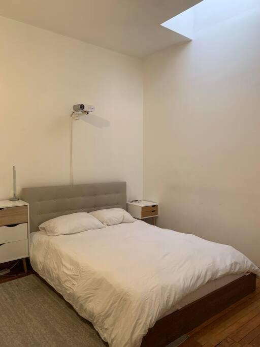 Appartement Beautiful & Massive 4 Bdr With Bonus Perks! New York