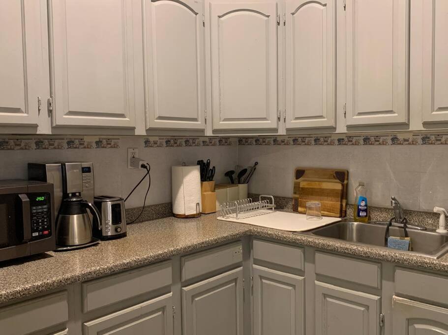 Beautiful & Massive 4 Bdr With Bonus Perks! Appartement New York
