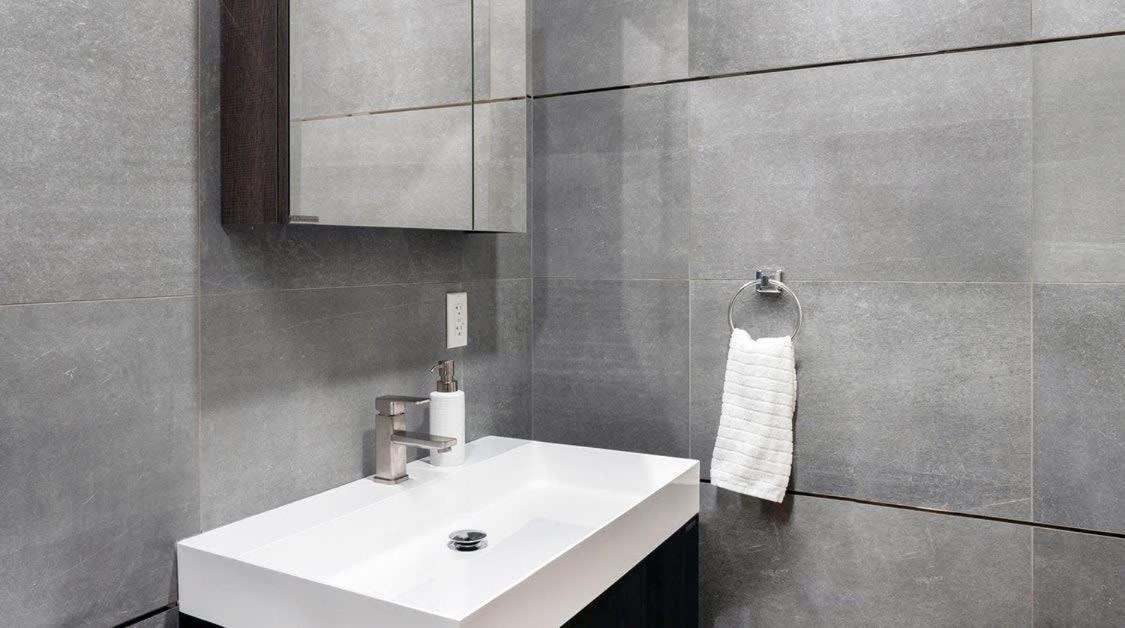 1597-6 Luxury Upper East Side W&d