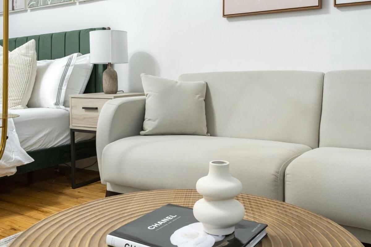 74-1a New In Prime Uws - Gym In Building * New York