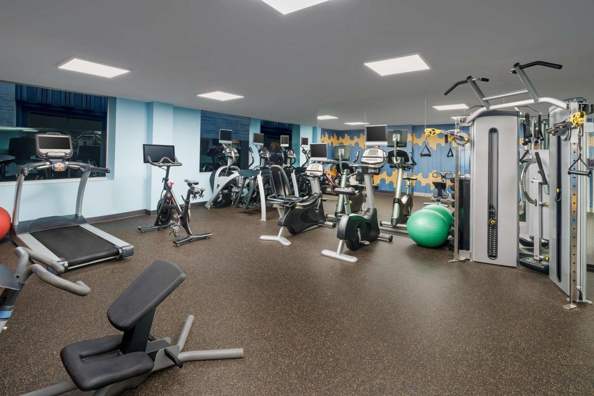Doubletree By Hilton Midtown Fifth Ave Hotel 4*