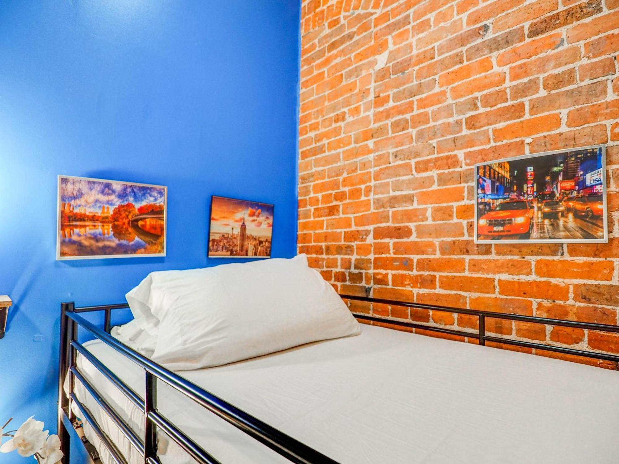 Empire Broadway Retreats New York