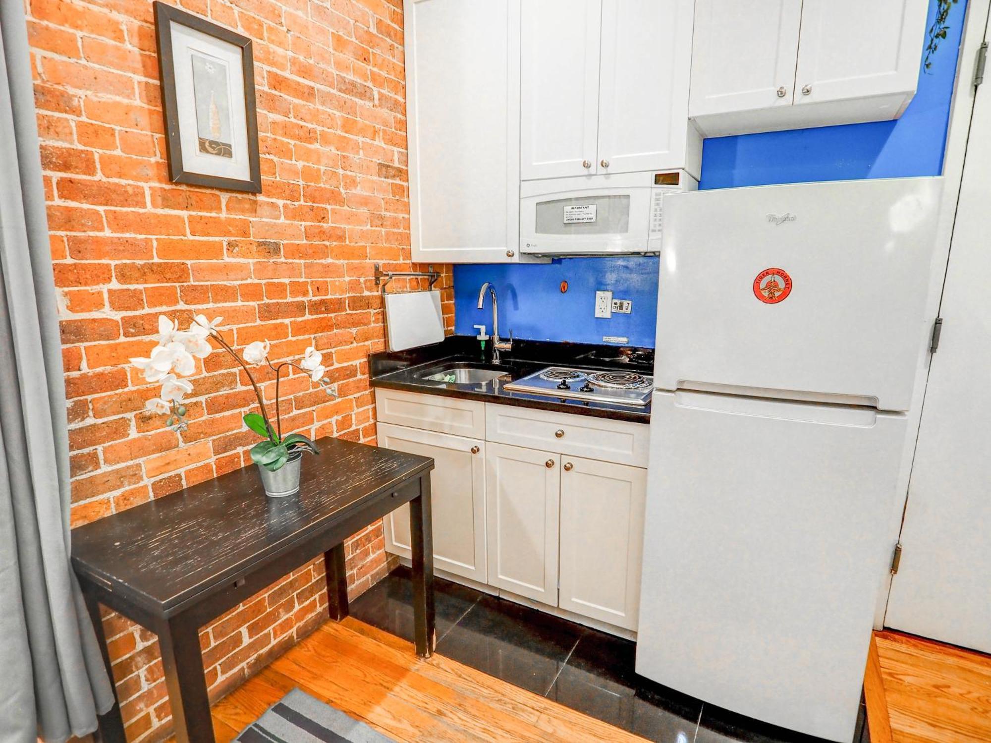 Apartment Empire Broadway Retreats New York