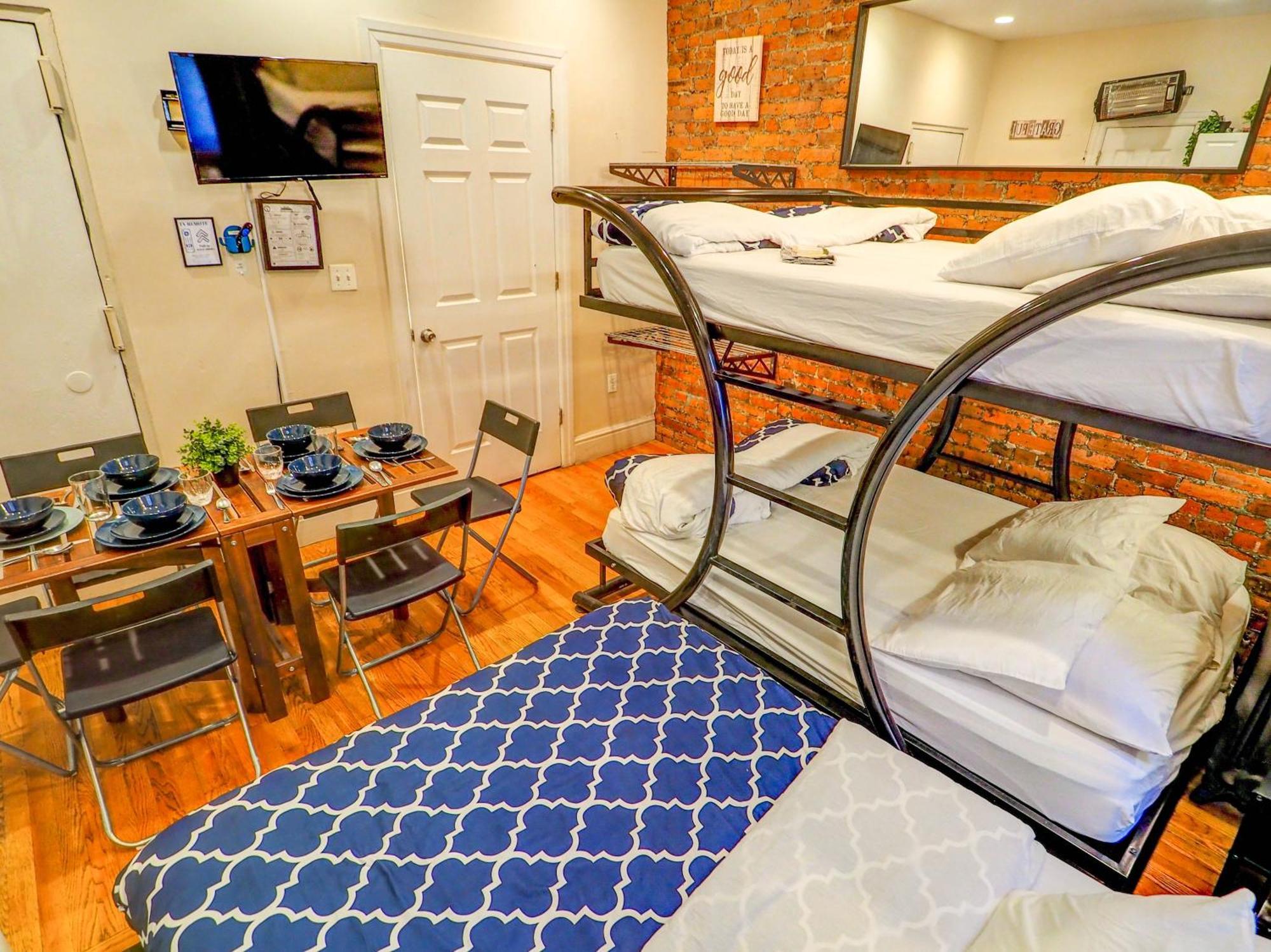 Empire Broadway Retreats * New York