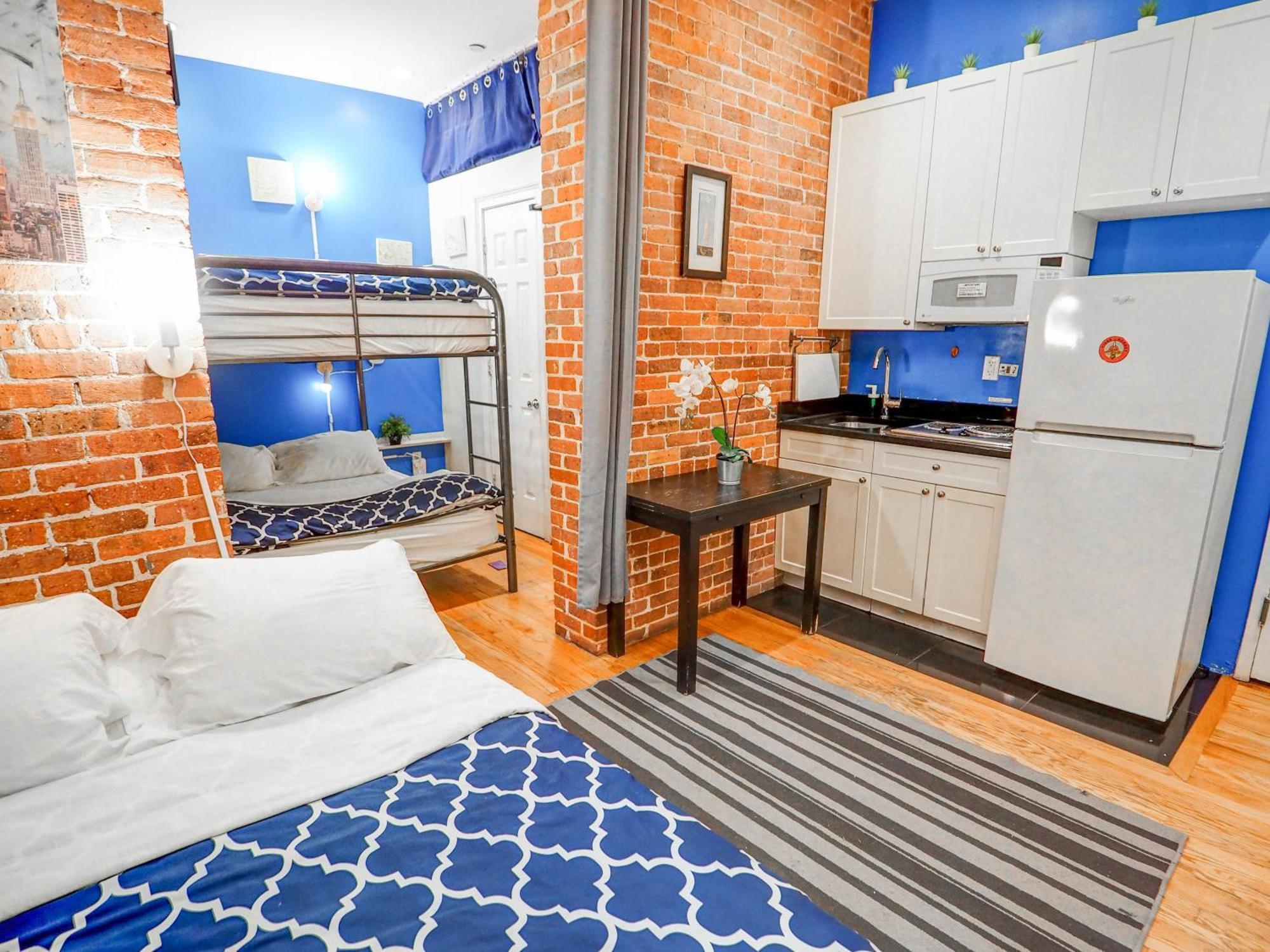 Empire Broadway Retreats New York