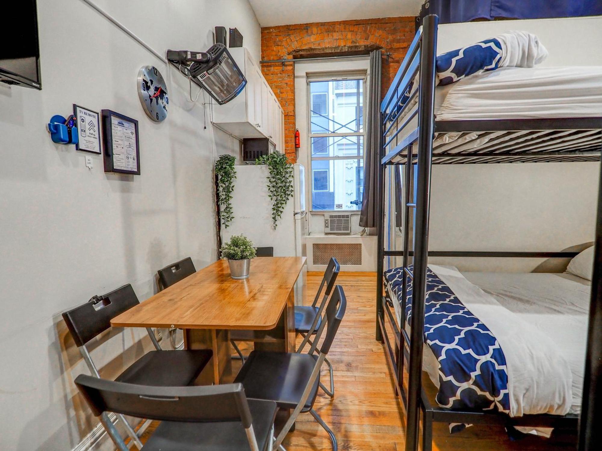 Apartment Empire Broadway Retreats New York