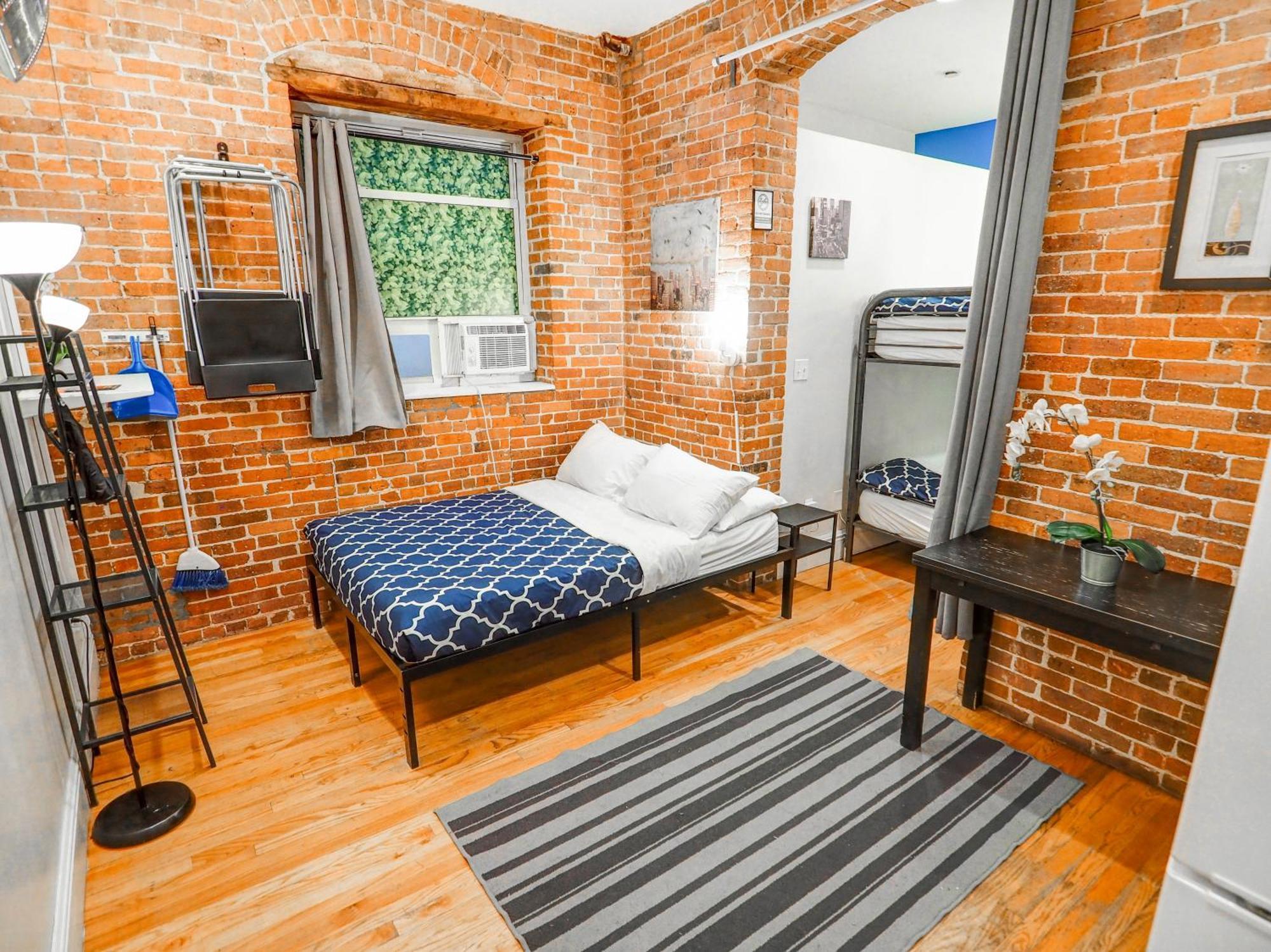 Empire Broadway Retreats New York